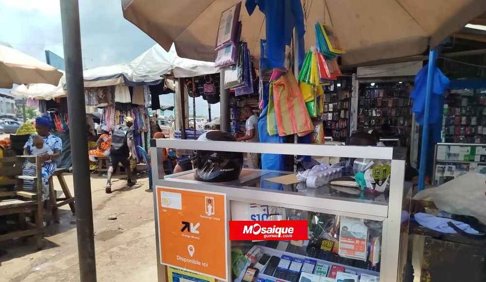 Crise de liquidité à Conakry : les agents Orange Money se lancent dans la spéculation sur les retraits (Alerte)