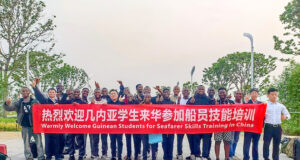 Les premiers stagiaires marins guinéens de SimFer partent pour la Chine