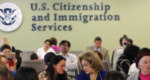 Politique migratoire : l’administration Trump annonce imposer aux candidats à la « carte verte » de retourner dans leur pays d’origine pour en faire la demande
