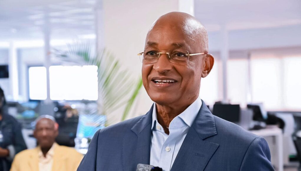 En ce 1er mai, journée dédiée aux travailleuses et travailleurs, je tiens à féliciter toutes celles et ceux qui, en Guinée comme ailleurs… », Cellou Dalein