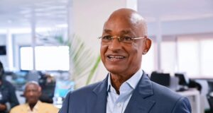 En ce 1er mai, journée dédiée aux travailleuses et travailleurs, je tiens à féliciter toutes celles et ceux qui, en Guinée comme ailleurs… », Cellou Dalein