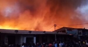 Un incendie ravage une grande partie du marché central de N’Zérékoré, ce vendredi 19 juin