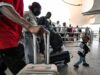 Tunisie : derrière les « retours volontaires » de migrants, une réalité bien plus sombre