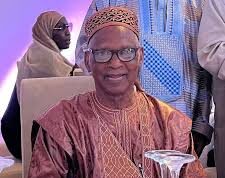 Quand tombe un baobab : hommage à Souleymane Diallo, bâtisseur de la presse libre en Guinée(Tham Camara)