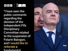 « J’𝗮𝗶 𝗯𝗶𝗲𝗻 𝗿𝗲ç𝘂 𝘂𝗻 𝗮𝗽𝗽𝗲𝗹 𝗱𝘂 𝗣𝗿é𝘀𝗶𝗱𝗲𝗻𝘁 𝗗𝗼𝗻𝗮𝗹𝗱 𝗧𝗿𝘂𝗺𝗽, 𝘁𝗼𝘂𝘁 𝗰𝗼𝗺𝗺𝗲 𝗷𝗲 𝗿𝗲𝗰̧𝗼𝗶𝘀 𝗱𝗲𝘀 𝗮𝗽𝗽𝗲𝗹𝘀 𝗱𝗲 𝗰𝗵𝗲𝗳𝘀 𝗱’𝗘𝘁𝗮𝘁, 𝗱𝗲 𝗿𝗲𝘀𝗽𝗼𝗻𝘀𝗮𝗯𝗹𝗲𝘀 𝗴𝗼𝘂𝘃𝗲𝗿𝗻𝗲𝗺𝗲𝗻𝘁𝗮𝘂𝘅… », Président de la FIFA