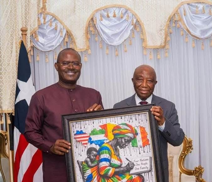 « J’ai eu l’honneur d’être reçu en audience par Son Excellence Joseph Nyuma Boakai, Président de la République du Libéria, au Palais présidentiel… », KPC