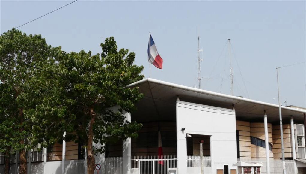 Affaire visa en Guinée : des spéculateurs privent les jeunes de rendez‑vous à l’ambassade » !