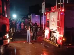 Conakry : un incendie nocturne ravage cinq boutiques au grand marché, une commerçante perd 70 millions GNF à Matoto !