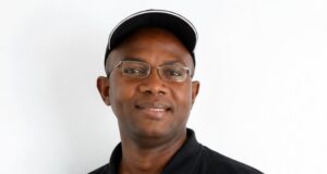 Tidiane World Music : trois décennies de production au service des artistes africains, antillais et particulièrement guinéens en Guinée, dans le monde et au Canada