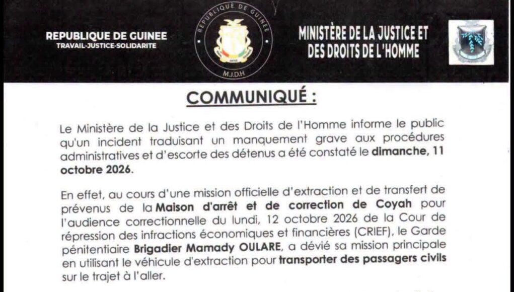 Guinée : un garde pénitentiaire suspendu pour avoir transporté des civils dans un véhicule d’extraction de détenus